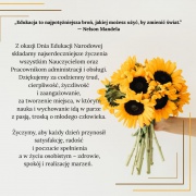 Jasny Kwiatowy Prosty Dzień Matki Facebook Video (2).jpg